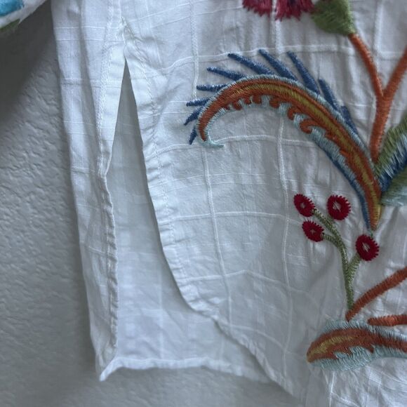 Johnny Was NWT Joele Embroidered Button Up Shirt Textured White Sz S Long Slv - Picture 7 of 8